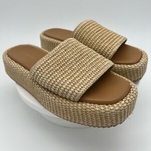Monrovia Platform Raffia Espadrille Style Slip On Slide Sandals Natural Sz. 8.5
